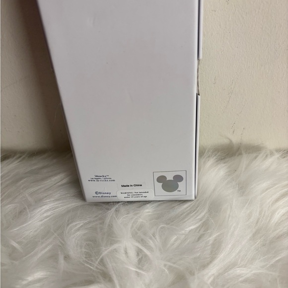 Disney Gold Keychain / Bag Charm - Picture 4 of 4